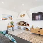 Апартаменти Vivenda Neves In By Lovelystay
