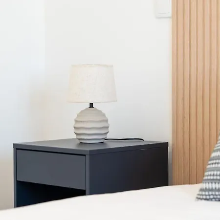 Vivenda Neves In By Lovelystay Αλμπουφέιρα