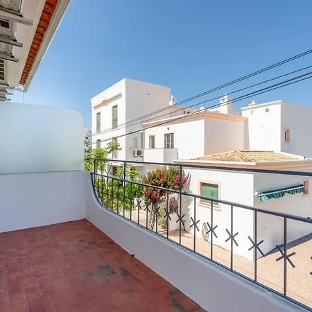 Vivenda Neves In By Lovelystay *