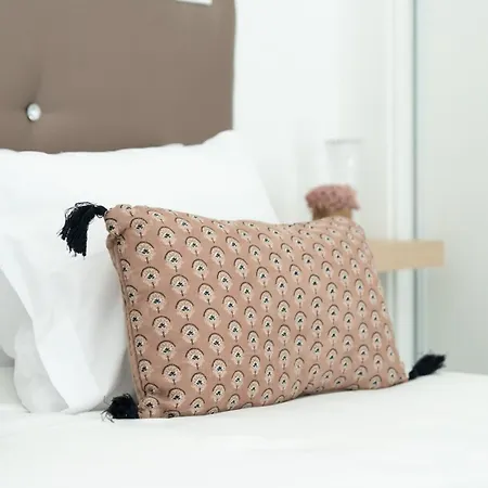 Διαμέρισμα Vivenda Neves In By Lovelystay *