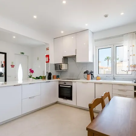 Vivenda Neves In By Lovelystay *