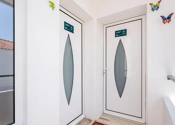 Apartment Vivenda Neves In By Lovelystay